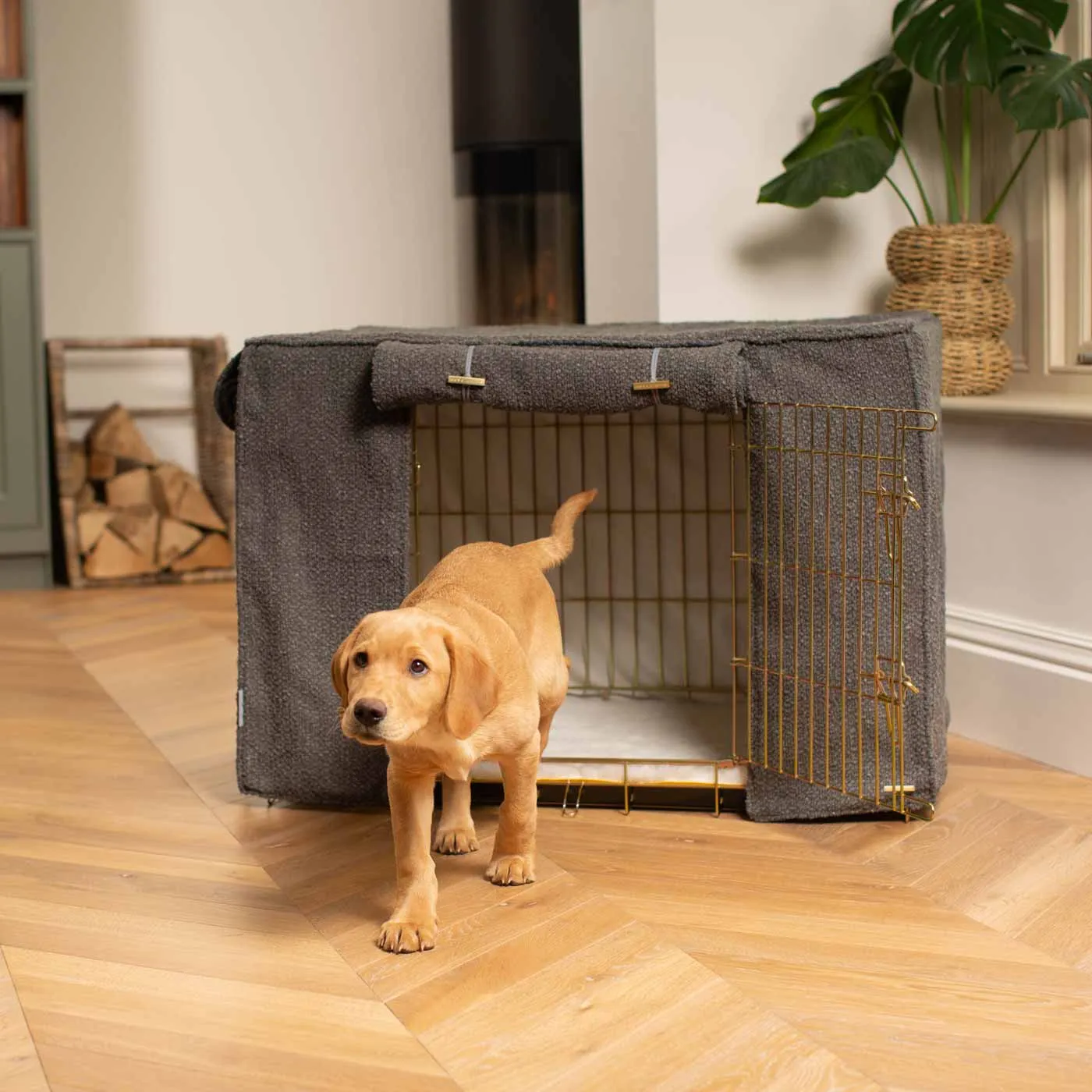 Dog Crate with Crate Cover in Granite Bouclé by Lords & Labradors